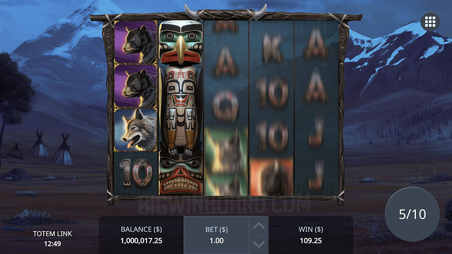 Totem Link slot